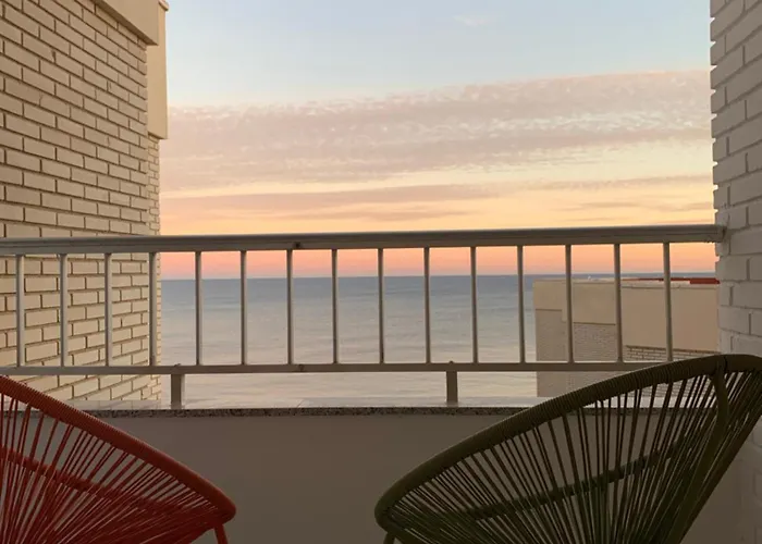 Penthouse Apartment *